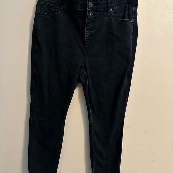 Torrid Black Bombshell Skinny Jeans - Picture 1 of 4